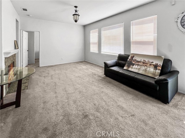 Detail Gallery Image 7 of 38 For 13127 Yellowwood St, Moreno Valley,  CA 92553 - 5 Beds | 3 Baths