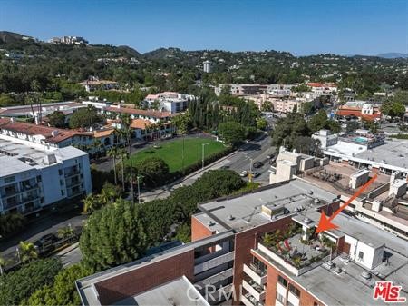 11750 W Sunset Boulevard, Los Angeles CA: https://media.crmls.org/medias/9330edd8-4a23-43a7-8503-78657dc4d9c5.jpg