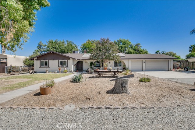 Photo of 442 Michelle Lane, Hemet, CA 92544
