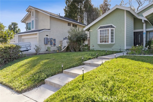 Detail Gallery Image 5 of 42 For 27945 Sycamore Creek, Valencia,  CA 91354 - 4 Beds | 2 Baths