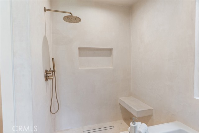 3924 Dublin Avenue, Los Angeles CA: https://media.crmls.org/medias/9332385e-6c7d-47d2-810e-5d1987efbec8.jpg