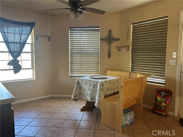 Detail Gallery Image 2 of 12 For 1301 W Willow, Ridgecrest,  CA 93555 - 3 Beds | 2 Baths