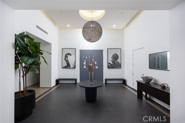 Detail Gallery Image 8 of 53 For 7139 Macapa, Los Angeles,  CA 90068 - 4 Beds | 5 Baths