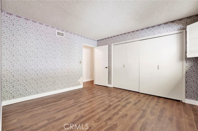 Detail Gallery Image 19 of 31 For 15455 Wyandotte St, Van Nuys,  CA 91406 - 3 Beds | 2 Baths