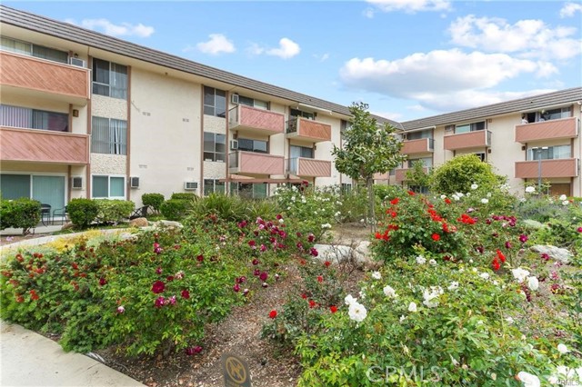 Detail Gallery Image 27 of 28 For 5585 E Pacific Coast #152,  Long Beach,  CA 90804 - 1 Beds | 1 Baths