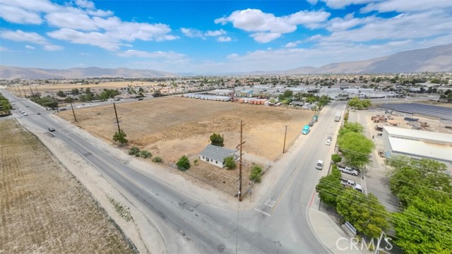 Detail Gallery Image 6 of 6 For 1011 W 7th St, San Jacinto,  CA 92582 - – Beds | – Baths