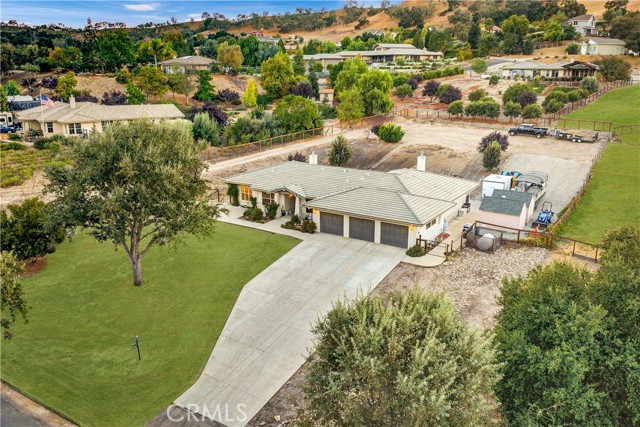9947 Flyrod Drive, Paso Robles, CA 93446 Listing Photo  3