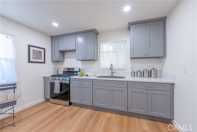 Detail Gallery Image 20 of 26 For 10106 Capistrano Ave, South Gate,  CA 90280 - – Beds | – Baths