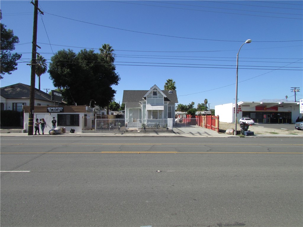 Image 3 for 324 S Mount Vernon Ave, San Bernardino, CA 92410