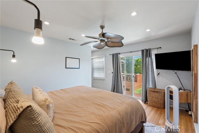 715 Havana Avenue, Long Beach CA: https://media.crmls.org/medias/9337b024-f50c-4887-b69c-f62a26afe138.jpg