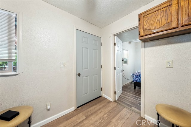 Detail Gallery Image 20 of 37 For 13510 Lower Lakeshore Dr, Clearlake,  CA 95422 - 4 Beds | 2 Baths