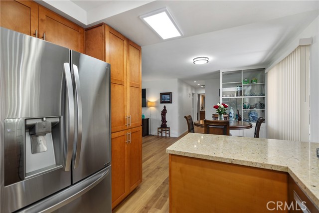 5472 Paseo Del Lago E, Laguna Woods CA: https://media.crmls.org/medias/93385e13-e844-4a54-97f1-a381397b9e44.jpg