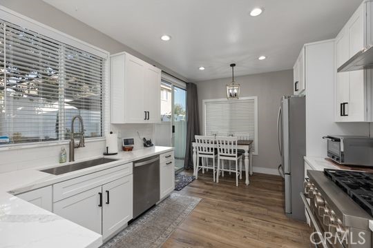 Detail Gallery Image 9 of 28 For 60 Parterre Ave, Lake Forest,  CA 92610 - 3 Beds | 2/1 Baths