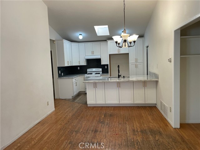 Detail Gallery Image 5 of 21 For 10104 Bedford Dr, Rancho Cucamonga,  CA 91730 - 3 Beds | 2 Baths