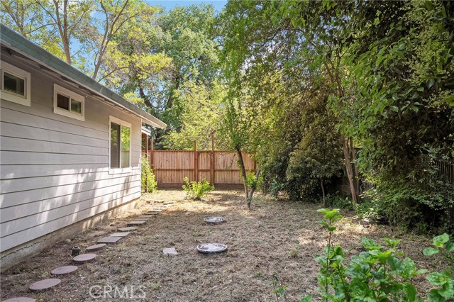 Detail Gallery Image 13 of 61 For 1131 Stewart Ave, Chico,  CA 95926 - 4 Beds | 2 Baths