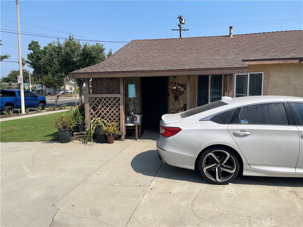 MLS #OC25184094 img 14