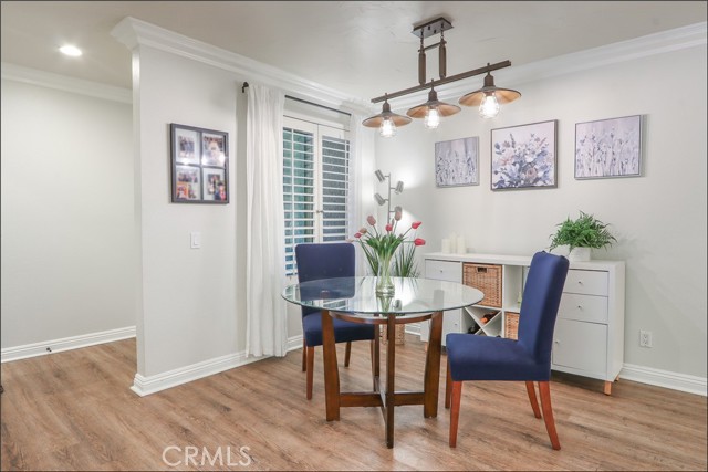 21312 Tupelo Lane, Lake Forest CA: https://media.crmls.org/medias/933a18c3-ba3e-4218-8218-73f513f92faf.jpg