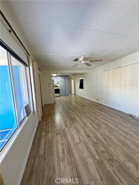 Detail Gallery Image 10 of 31 For 725 W Thornton, Hemet,  CA 91743 - 2 Beds | 1/1 Baths
