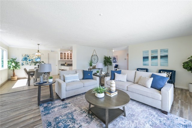 Detail Gallery Image 12 of 52 For 10312 Melric Ave, Westminster,  CA 92683 - 5 Beds | 3 Baths