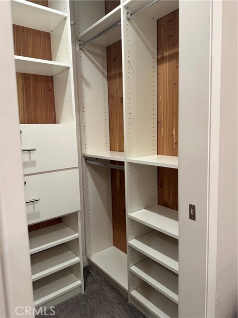 10960 ASHTON WAY, Los Angeles CA: https://media.crmls.org/medias/933b0ea6-69cf-4676-af1d-3f8fb32bdfa5.jpg