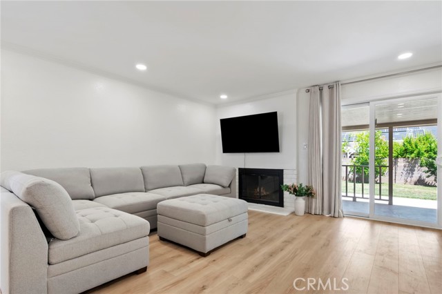 Detail Gallery Image 6 of 40 For 6636 Dannyboyar Ave, West Hills,  CA 91307 - 3 Beds | 2 Baths