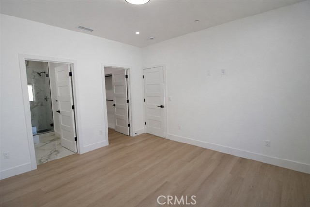 Detail Gallery Image 9 of 52 For 1307 Greenwood Ave, Torrance,  CA 90503 - 6 Beds | 5/1 Baths