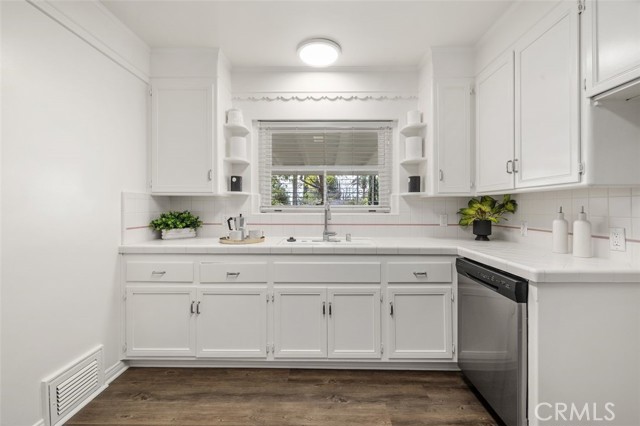 Detail Gallery Image 16 of 40 For 1685 Roosevelt, Altadena,  CA 91001 - 3 Beds | 2 Baths