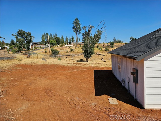 Detail Gallery Image 4 of 12 For 5980 Crestmoor Dr, Paradise,  CA 95969 - 3 Beds | 2/1 Baths