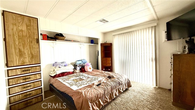 25521 Lincoln Avenue, Hemet CA: https://media.crmls.org/medias/934017bc-f220-4114-b49e-9f793e724271.jpg