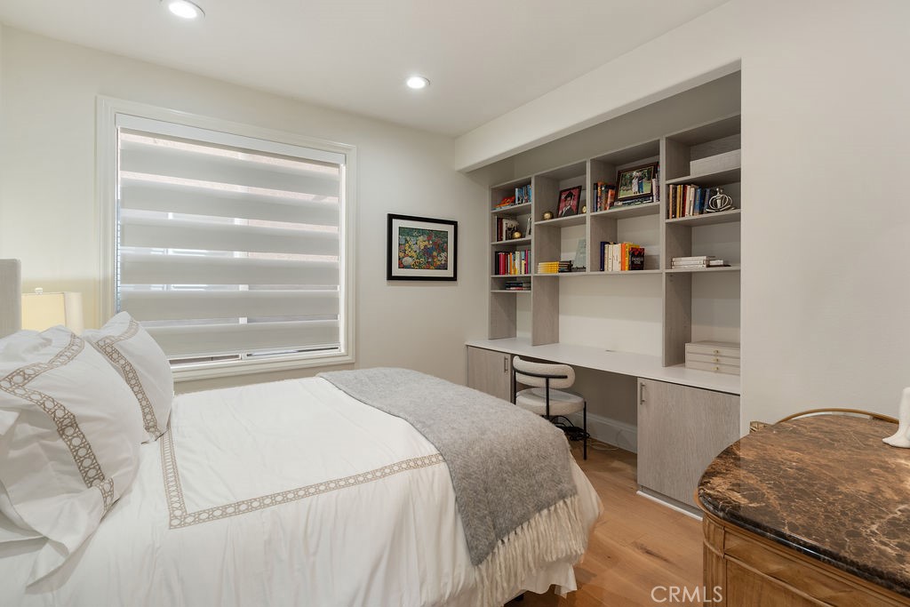 MLS #OC26159376 image #21
