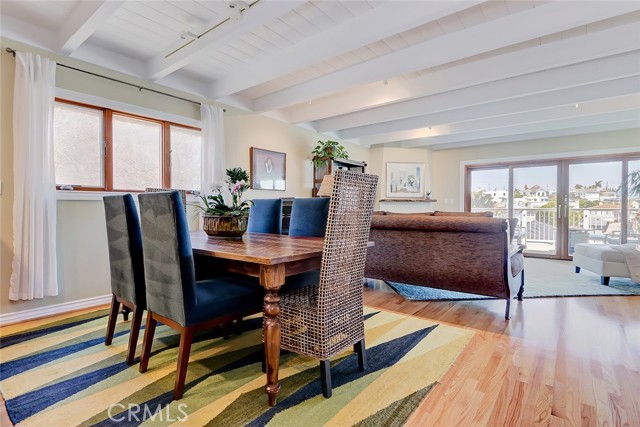 1259 7th Place, Hermosa Beach, California 90254, 3 Bedrooms Bedrooms, ,2 BathroomsBathrooms,Residential,Sold,7th,SB21161050