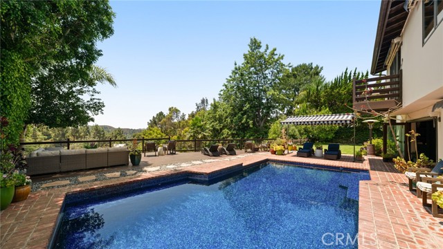 6312 Tahoe Drive, Los Angeles CA: https://media.crmls.org/medias/9340b9d4-4be3-441a-ab41-f7902b111d97.jpg