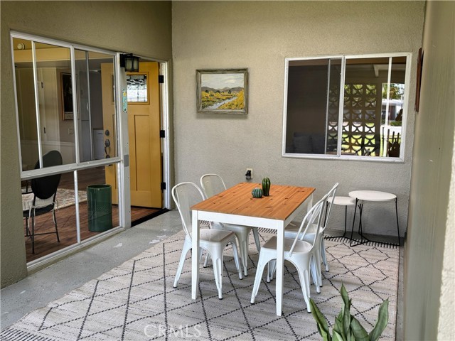 1543 Merion Way, Seal Beach CA: https://media.crmls.org/medias/9340ee99-9530-440a-ac17-d5ebae66e406.jpg