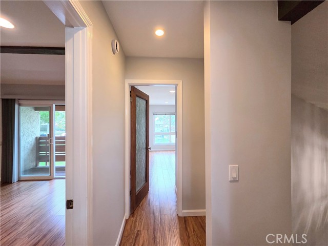 Detail Gallery Image 16 of 34 For 3701 Country Club Dr #3,  Long Beach,  CA 90807 - 2 Beds | 1/1 Baths