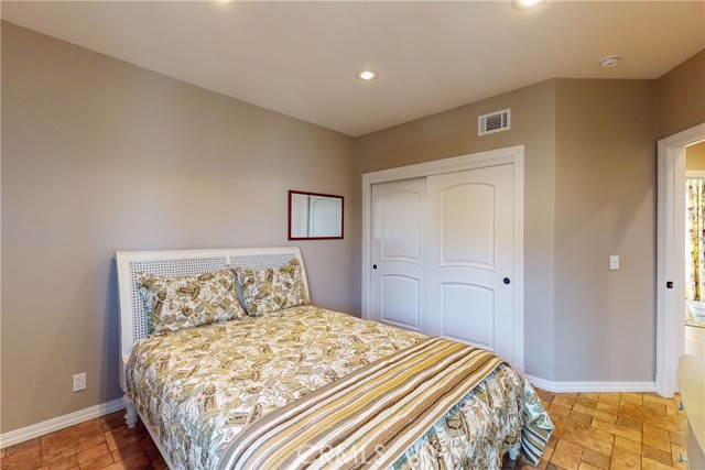 Detail Gallery Image 10 of 33 For 2501 Captains Walk, Bradley,  CA 93426 - 5 Beds | 4/2 Baths