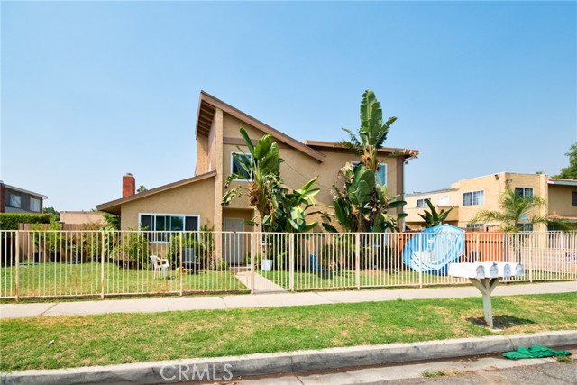 Detail Gallery Image 1 of 29 For 1074 N Willow Ave, Rialto,  CA 92376 - – Beds | – Baths