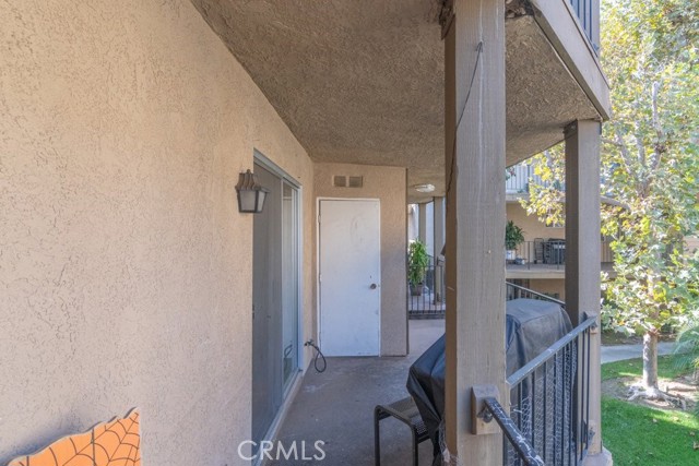 Detail Gallery Image 17 of 25 For 4201 W 5th St #202,  Santa Ana,  CA 92703 - 2 Beds | 1 Baths