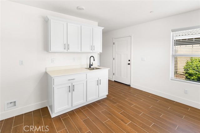 Detail Gallery Image 16 of 44 For 522 Sansoni St, Los Banos,  CA 93635 - 5 Beds | 3/1 Baths