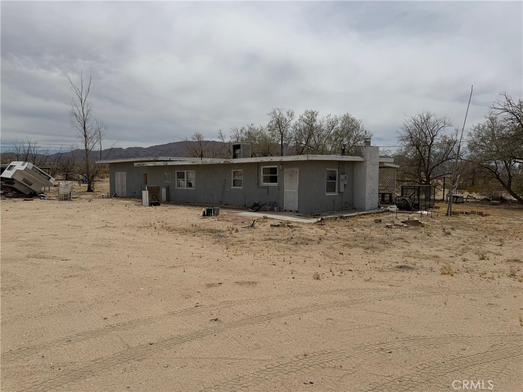6316 Isleta Road