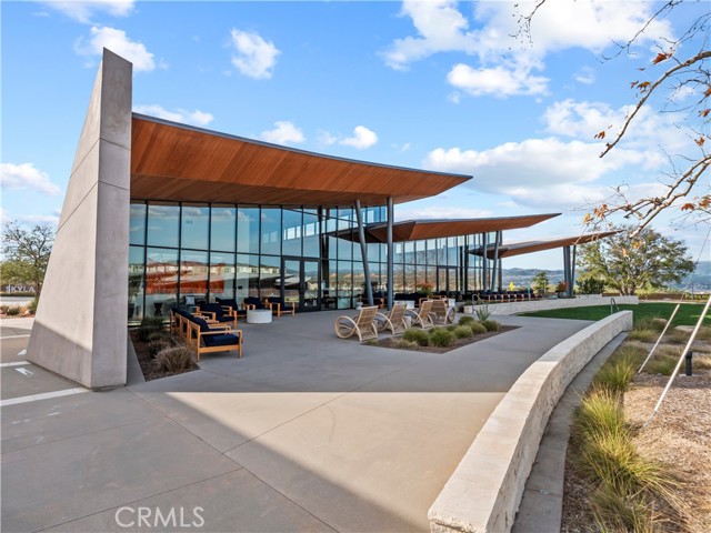 Detail Gallery Image 32 of 43 For 27013 Hummingbird Ln, Valencia,  CA 91381 - 3 Beds | 3 Baths