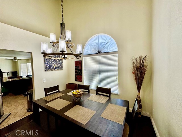 11308 Sherwood Court, Fontana CA: https://media.crmls.org/medias/9345bec1-31ef-45cd-8515-576967e0645f.jpg