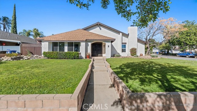 Detail Gallery Image 2 of 45 For 655 Doreen Ct, Upland,  CA 91786 - 4 Beds | 2 Baths