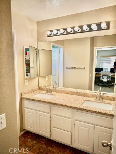 Detail Gallery Image 42 of 58 For 2929 Watermount St, Riverside,  CA 92501 - 3 Beds | 2/1 Baths