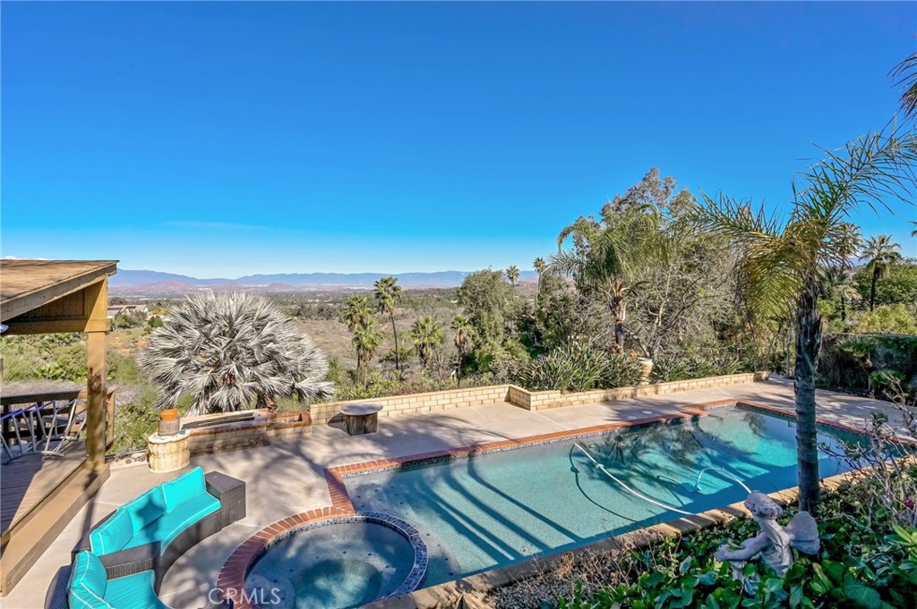 MLS #OC25274602 image #44