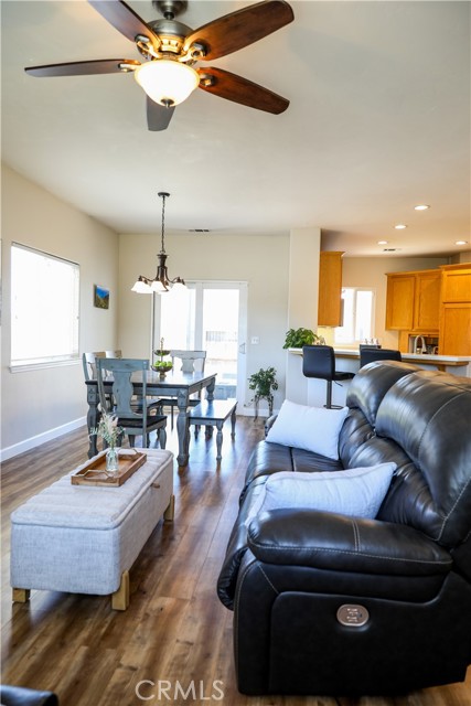 1639 La Selva Ave, Grover Beach CA: https://media.crmls.org/medias/9348d702-3e60-4235-a459-acc8844871a3.jpg