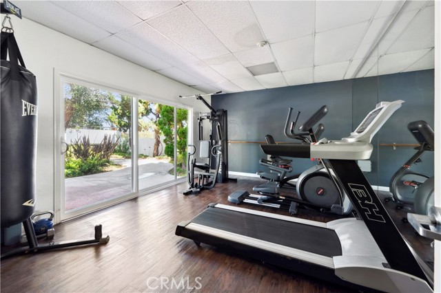 415 S Prospect Avenue, Redondo Beach CA: https://media.crmls.org/medias/93490904-fc27-4f37-98f8-fe2e7a798431.jpg