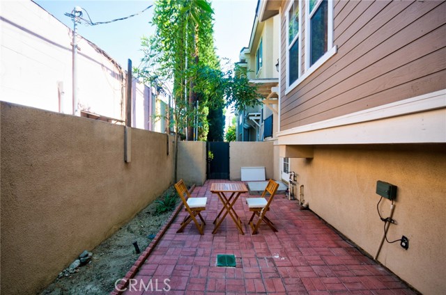 717 Arcadia Avenue, Arcadia CA: https://media.crmls.org/medias/9349c514-dcd0-4b72-8b6f-d2055356ce3c.jpg