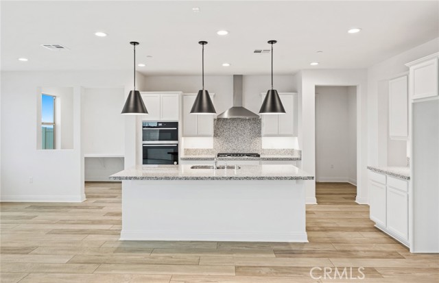4166 Merrifield Street, Lake Elsinore CA: https://media.crmls.org/medias/9349c5de-9941-4707-bdad-eace443d139d.jpg
