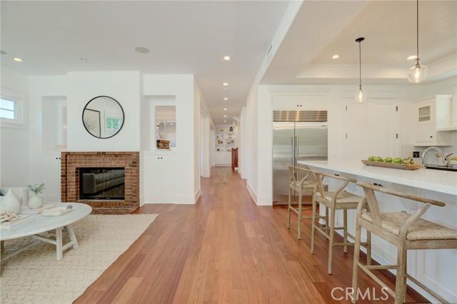 647 15th Street, Manhattan Beach, California 90266, 5 Bedrooms Bedrooms, ,4 BathroomsBathrooms,Residential,Sold,15th,SB21178358