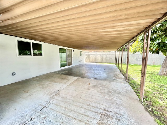 Detail Gallery Image 19 of 23 For 16501 Rhone Ln, Huntington Beach,  CA 92647 - 4 Beds | 2 Baths